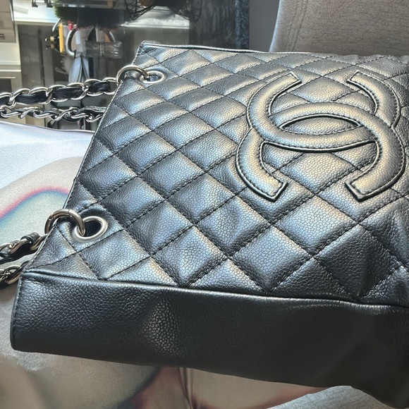 COPY - Chanel Tote - Picture 8 of 12